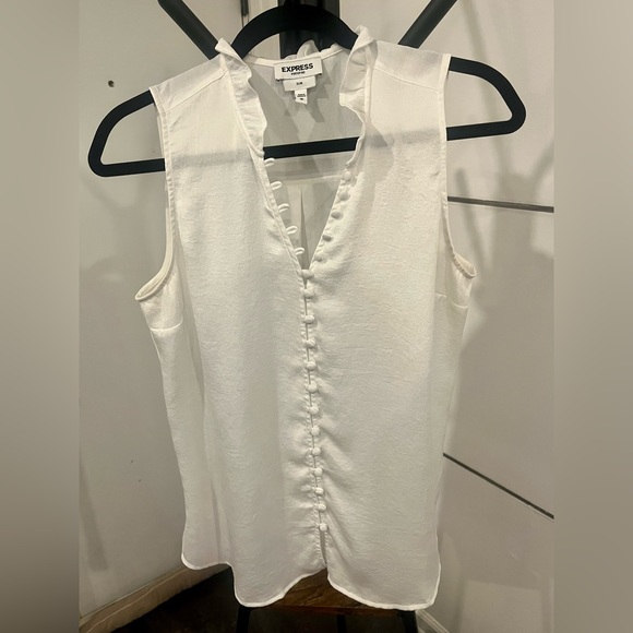 White ruffled button up tank top from Express- size M - Picture 2 of 6